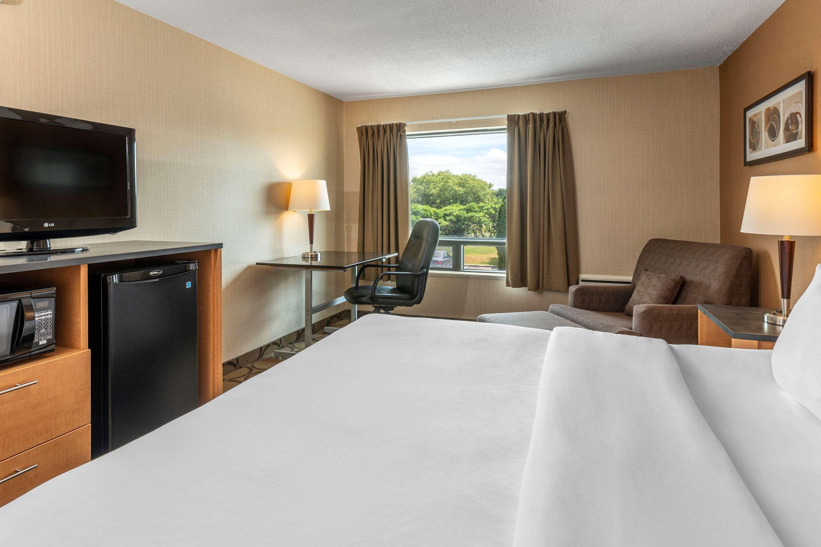 Comfort Inn Sherbrooke Eksteriør bilde