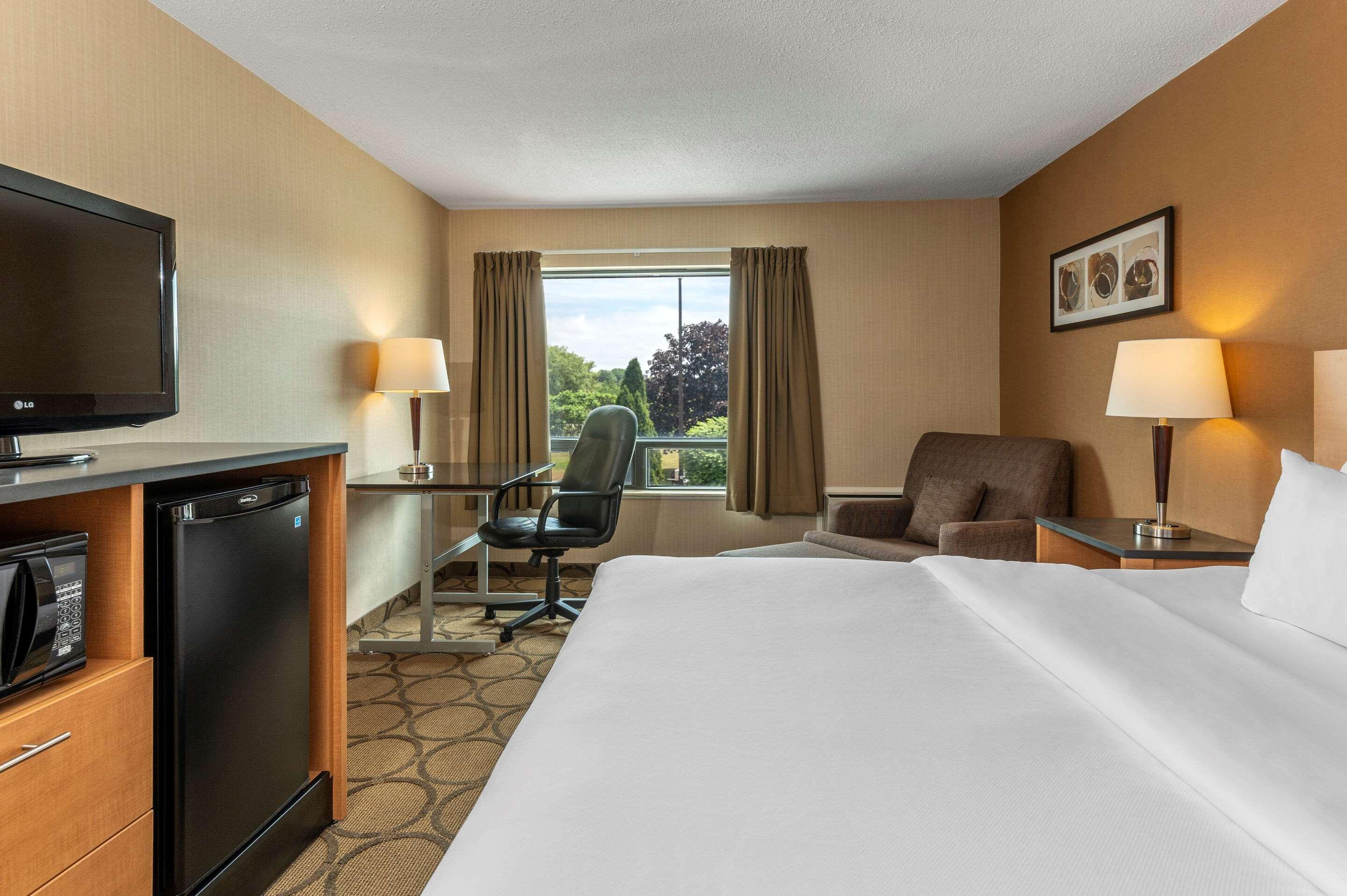 Comfort Inn Sherbrooke Eksteriør bilde