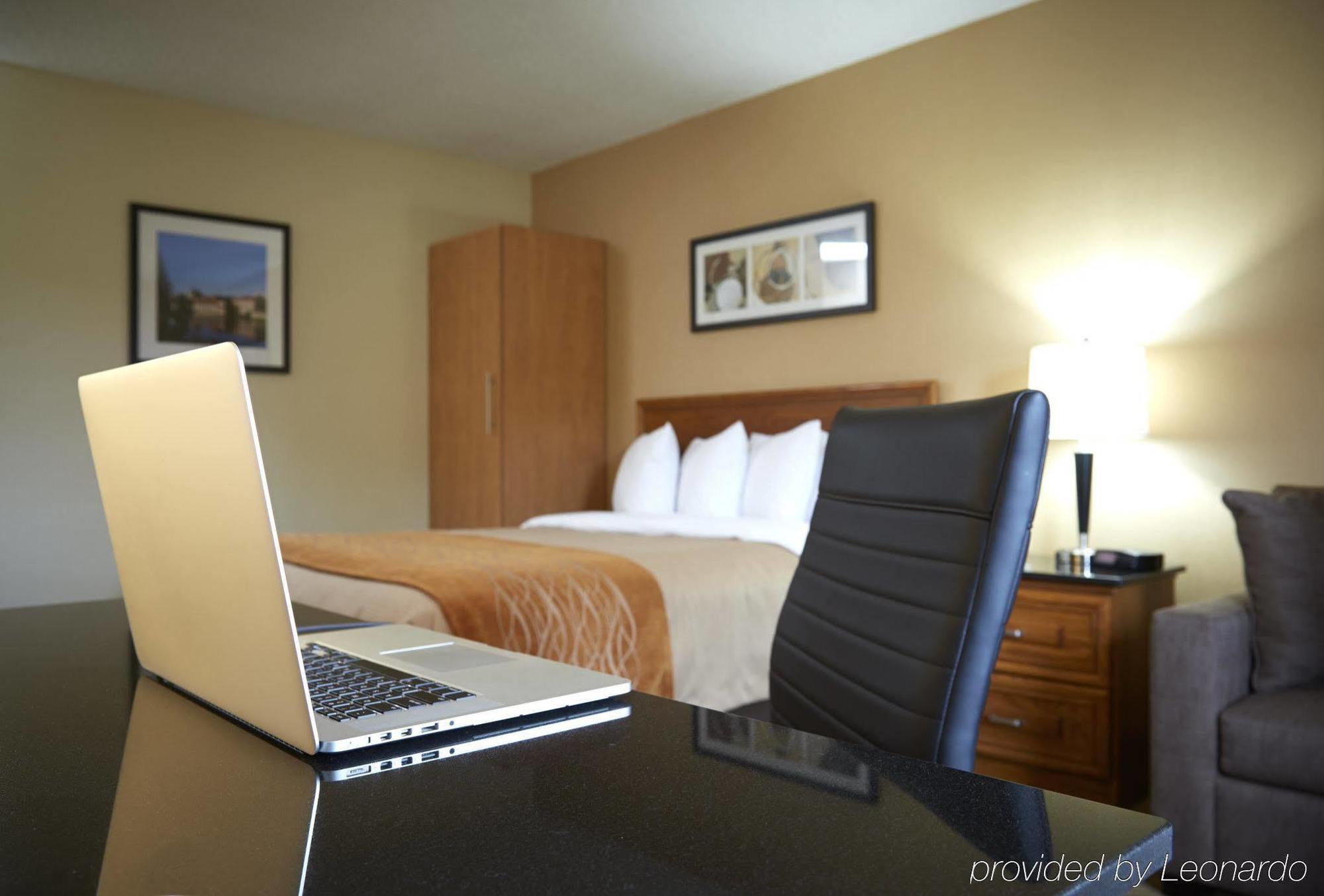 Comfort Inn Sherbrooke Eksteriør bilde